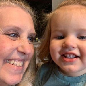 Meet your Posher, Debbie